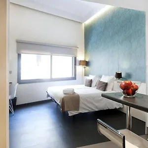 Апарт-отель Barcelona Fifteen Central Aparthotel, Барселона